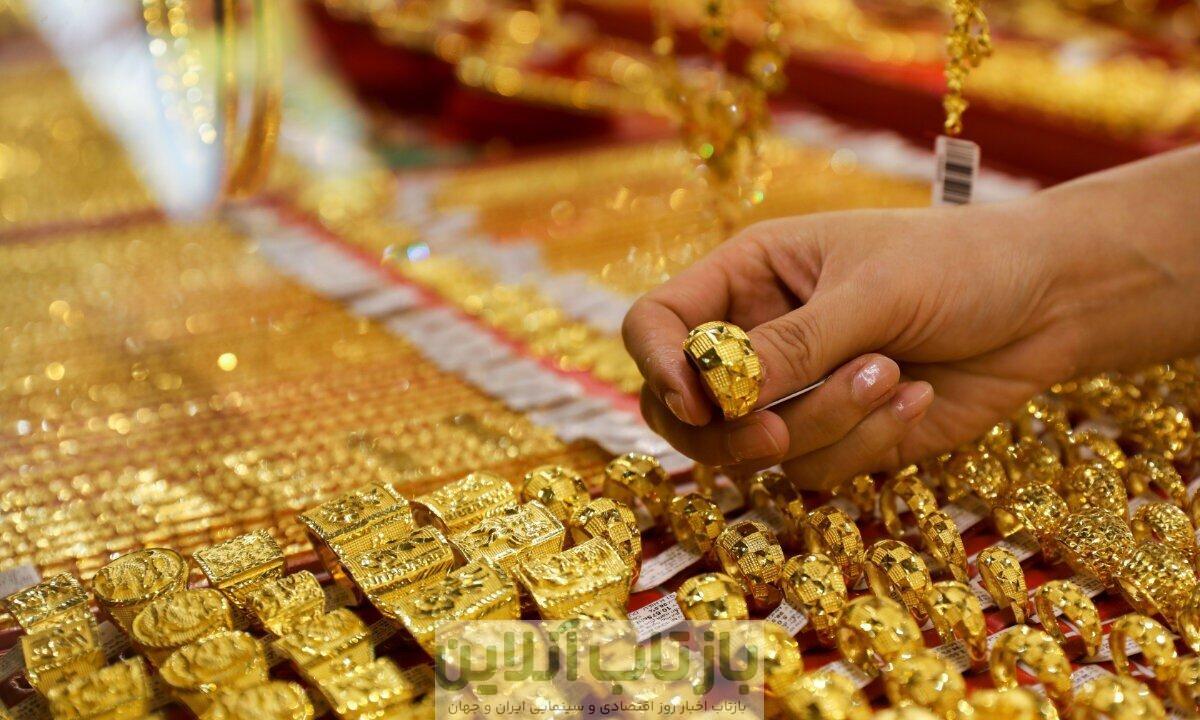طلا باز هم سقوط کرد/ قیمت جدید طلای جهانی امروز ۳ آبانماه ۱۴۰۴
